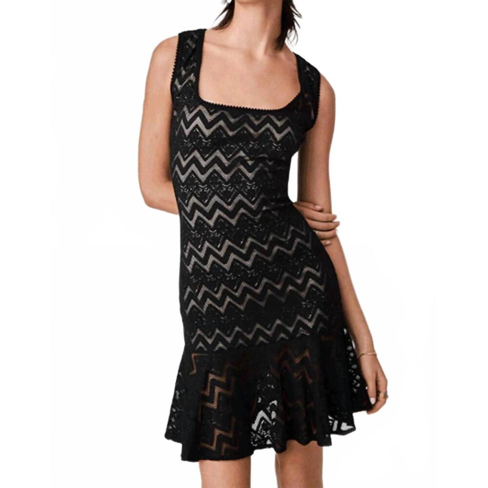 NEW KEVAN HALL square neck chevron dress in black